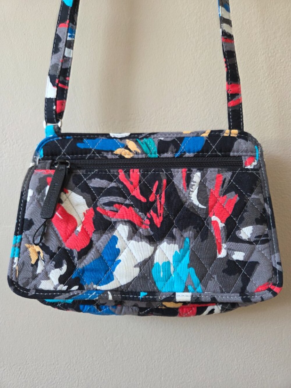 Vera Bradley Crossbody Purse Bag In Splash Floral Flap Pocket Magnetic Clouser